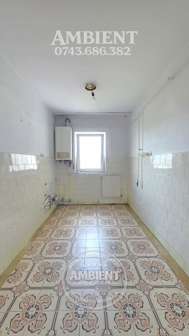 Apartament cu 2 camere, etaj 6 cu lift, VASLUI - zona CENTRU - AUROCOR; - Poză 9