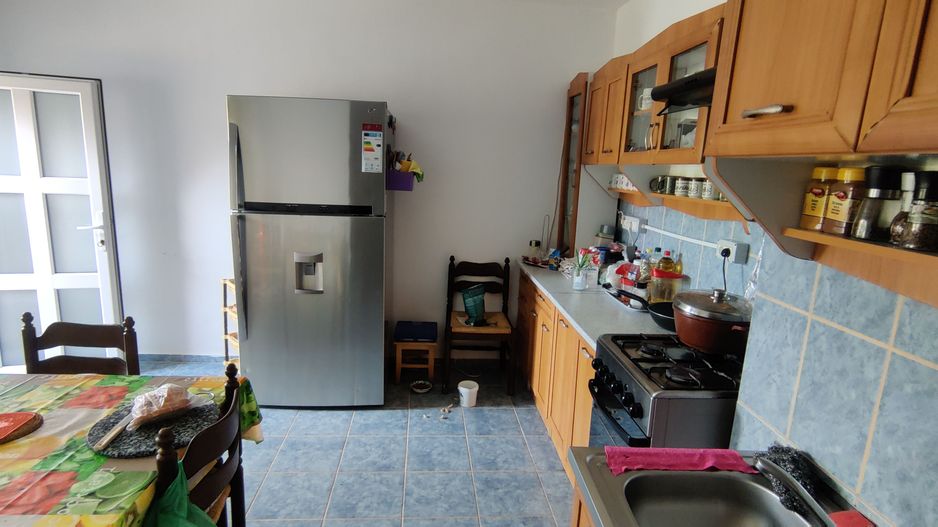 CASA INDIVIDUALA SI HALA CU TEREN  4000 MP - Poză 23