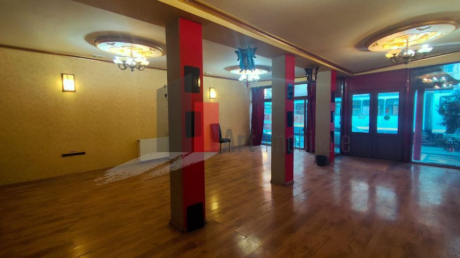 Spatiu comercial stradal, deschidere mare - Poză 6