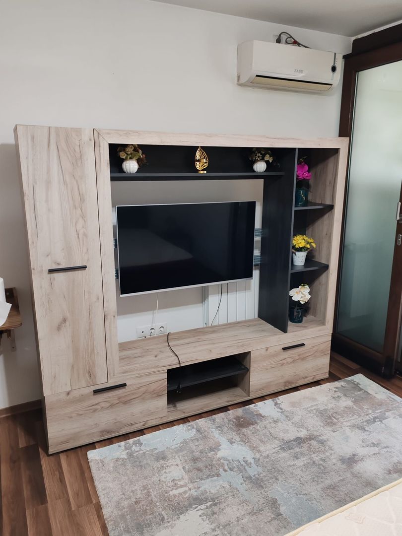 vand garsoniera zona Bulevard Tudor Vladimirescu,etaj superior - Poză 1