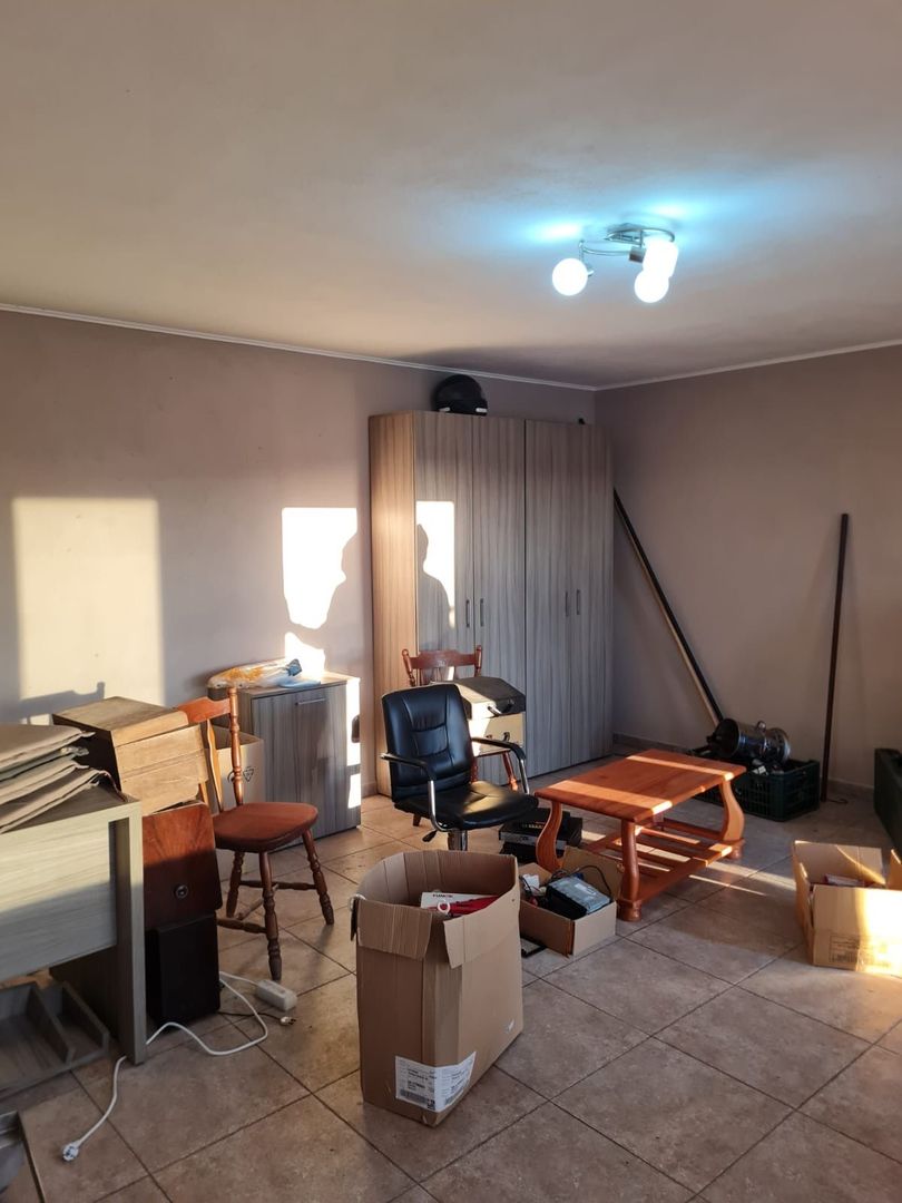 Casa cu teren de 14340 mp în Jebel/Pretabila pentru afacere - Poză 5