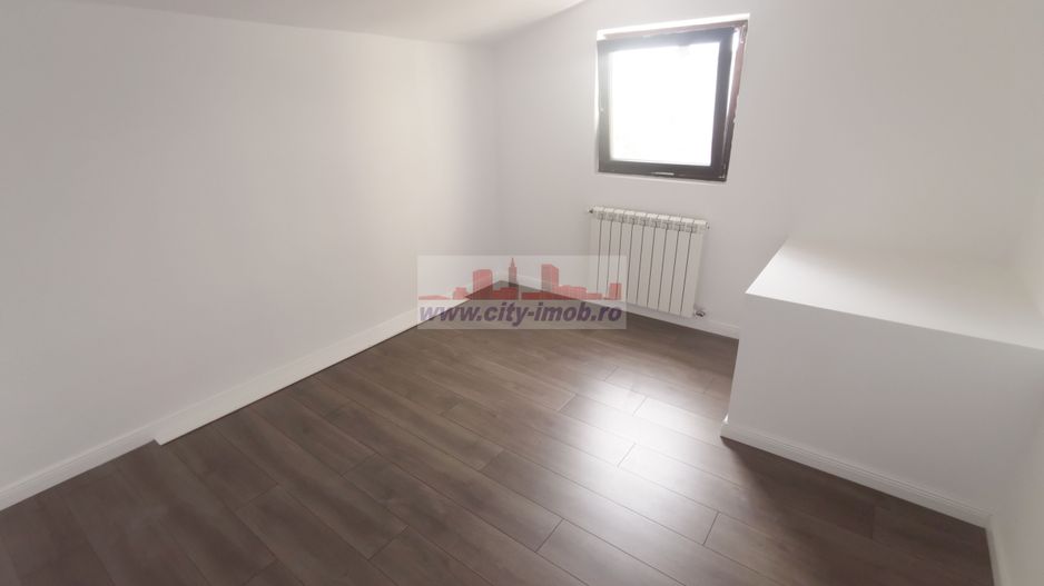 Vanzare Casa Otopeni   D + P + M - Poză 41