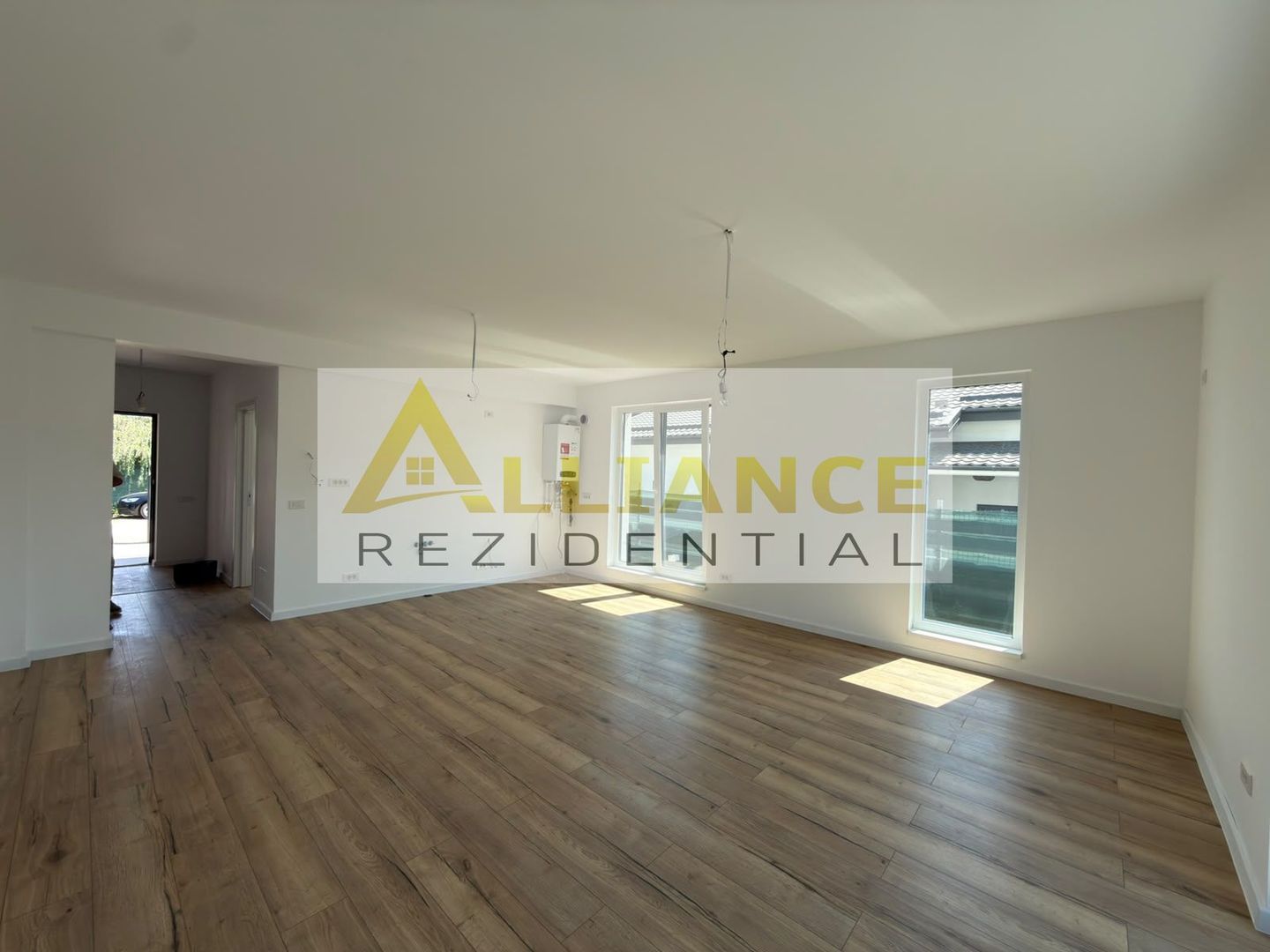 Casa individuala cu 4 camere - teren 454mp - mutare imediata - Poză 5