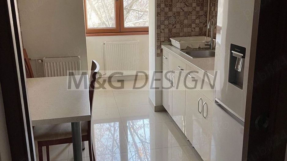 Apartament 3 camere Lipovei renovat - Poză 4
