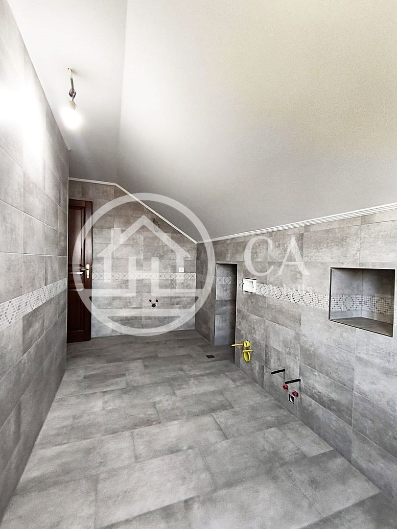 Casă de vânzare cu 4 camere în Cihei, Bihor - Poză 14