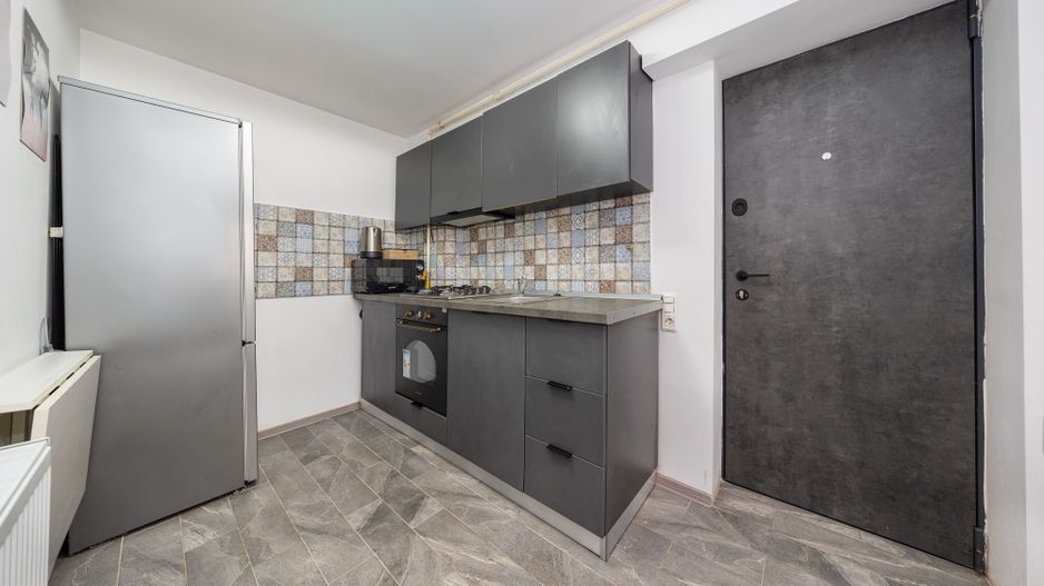 Garsonieră de vânzare–Centrul Istoric Brașov | Ideală regim hotelier - Poză 3