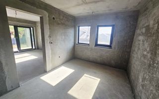 🏡 Vilă luminoasă, 4 camere, cu teren generos – Com. Plopu - Poză 43