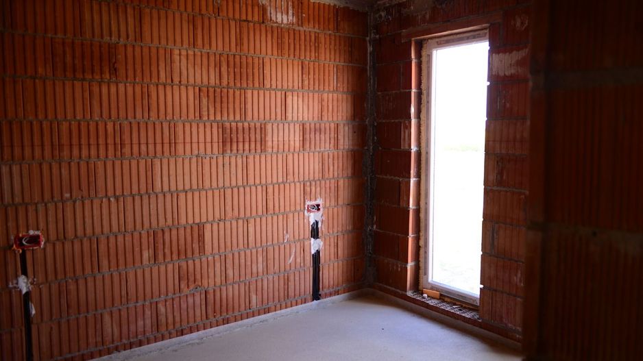 Sanandrei, Duplex pe PArter , 3 Dormitoare, 2 bai, Dresing, Perete Dublu - Poză 11