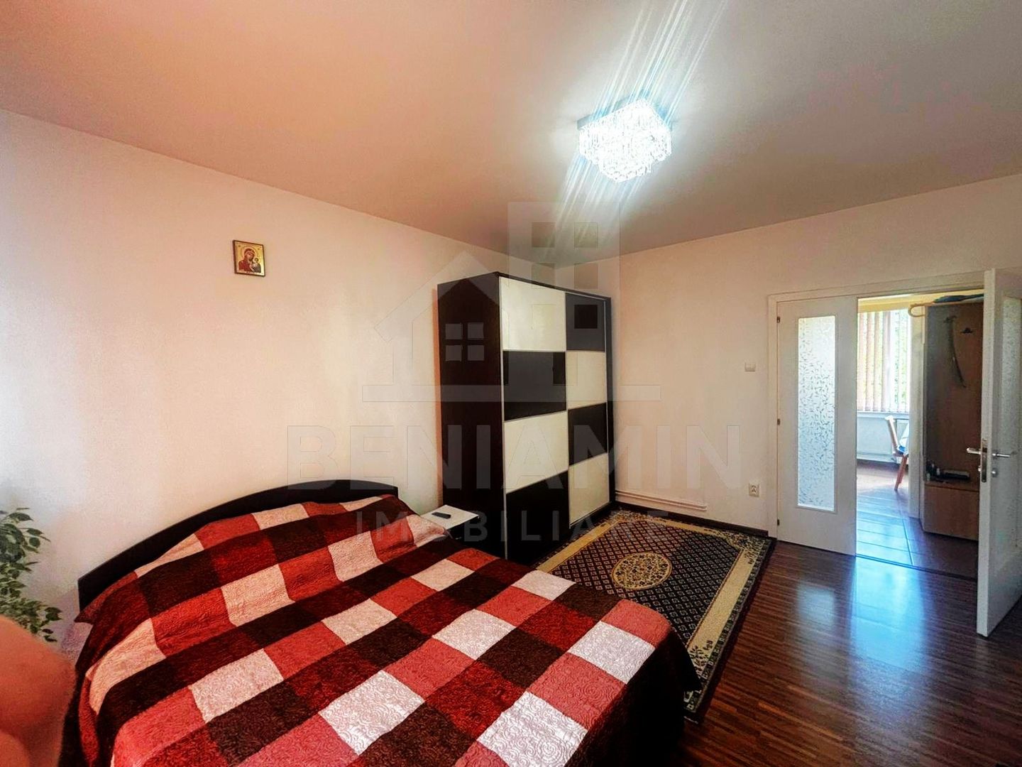 2 Decomandate -49 mp-Mobilat-Anvelopat-Centrul-Civic - Poză 3