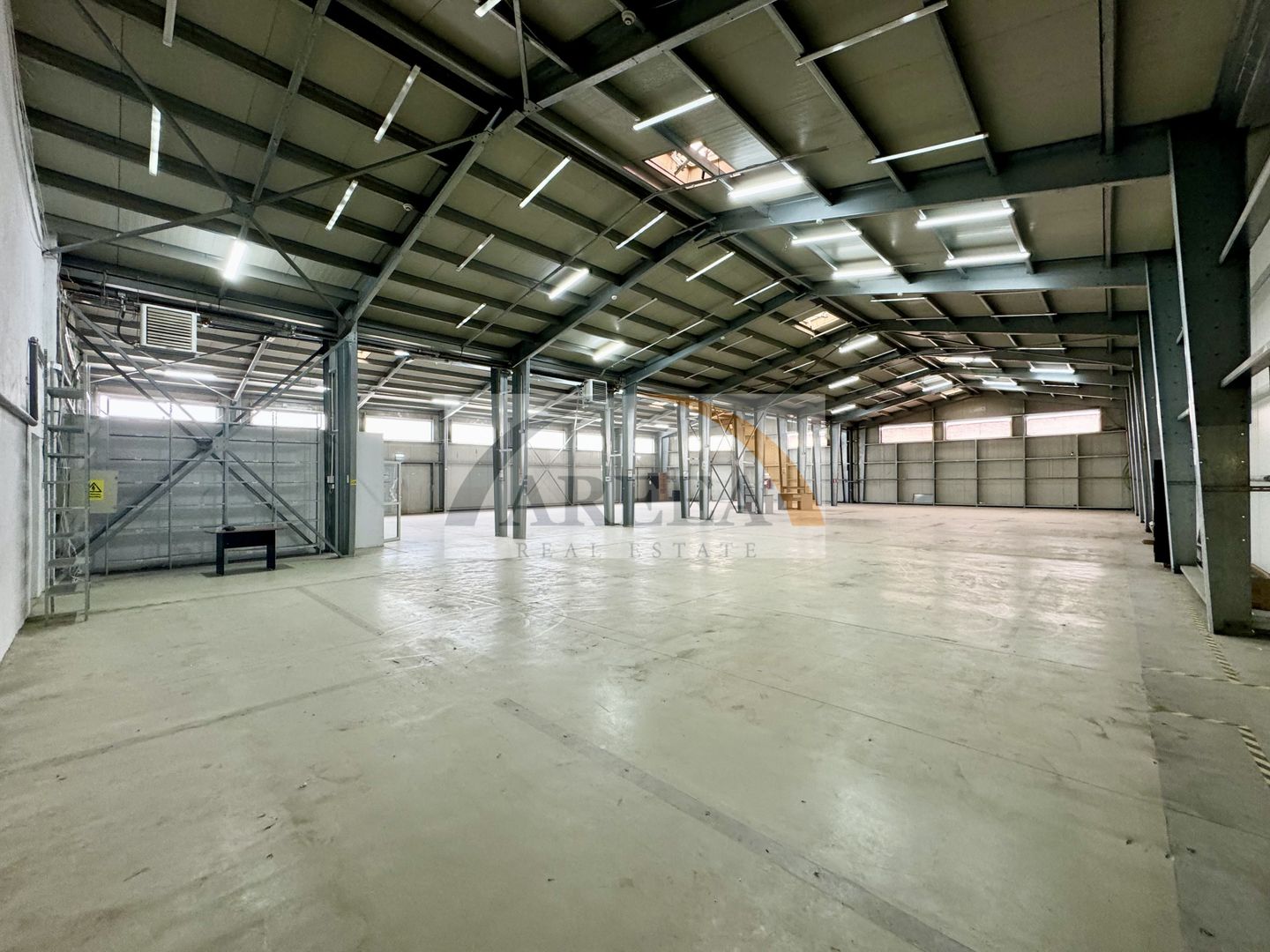 Depozit-Hala-Productie 744mp+366 Birouri-Acces tir - Poză 3