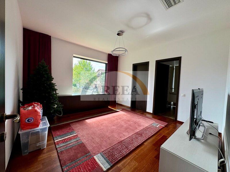 Vila lux de vanzare in cel mai dorit complex din Erou Iancu Nicolae-locatie rara - Poză 23