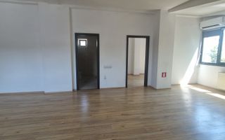 Vila P+3, suprafata utila 345 mp, aflata la 10 min. de P-ta Victoriei - Poză 5