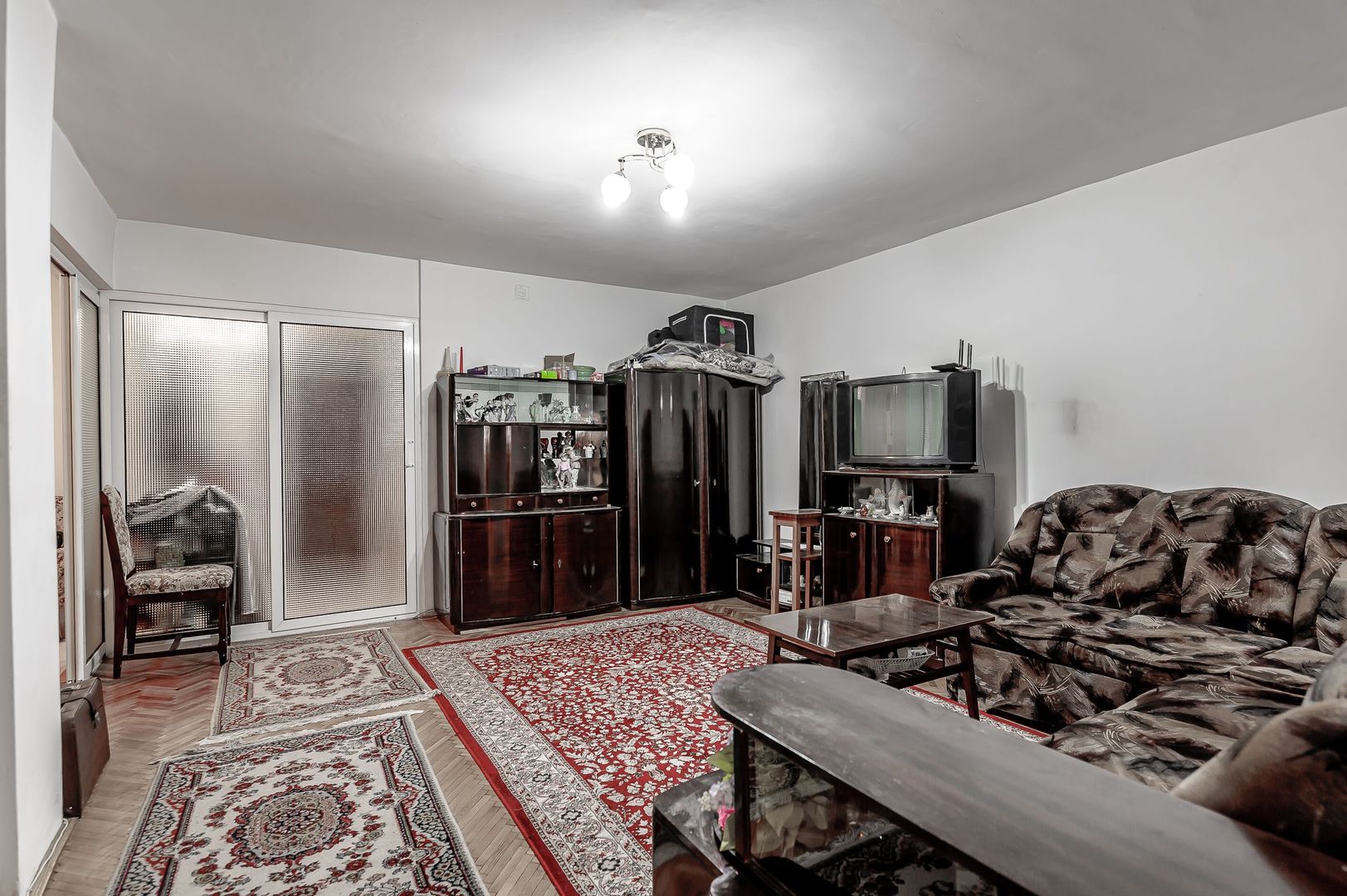 REZERVAT!!! Apartament cu 2 camere etaj 1 zona Uta - 104mp construiți - Poză 6