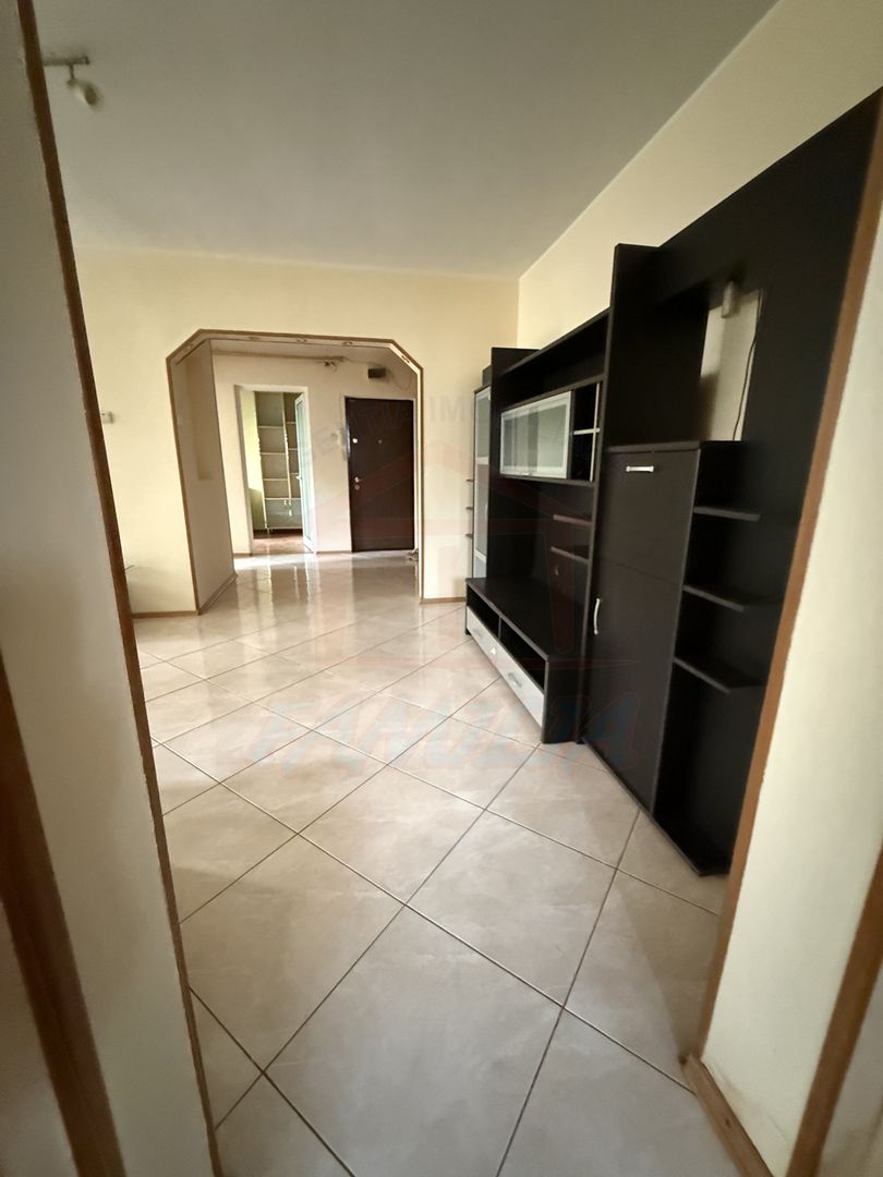 🏢 Apartament 3 camere în Centru | 57 mp | 450 €/lună - Poză 2