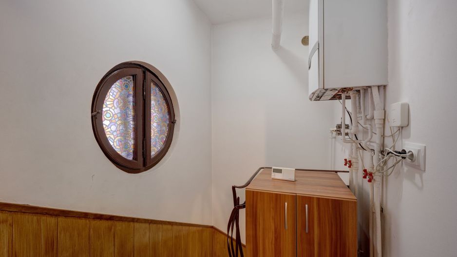 2 Apartamente  in Vila 5 Cam Metrou Basarab Gara de Nord - Poză 18