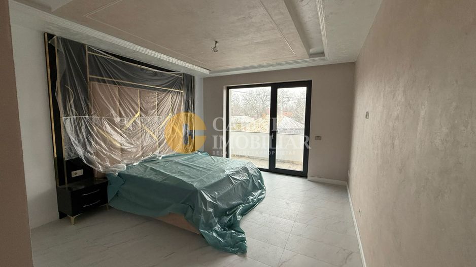 Vila PREMIUM - 6 camere - 3 bai - 750mp teren - La asfalt - Poză 8
