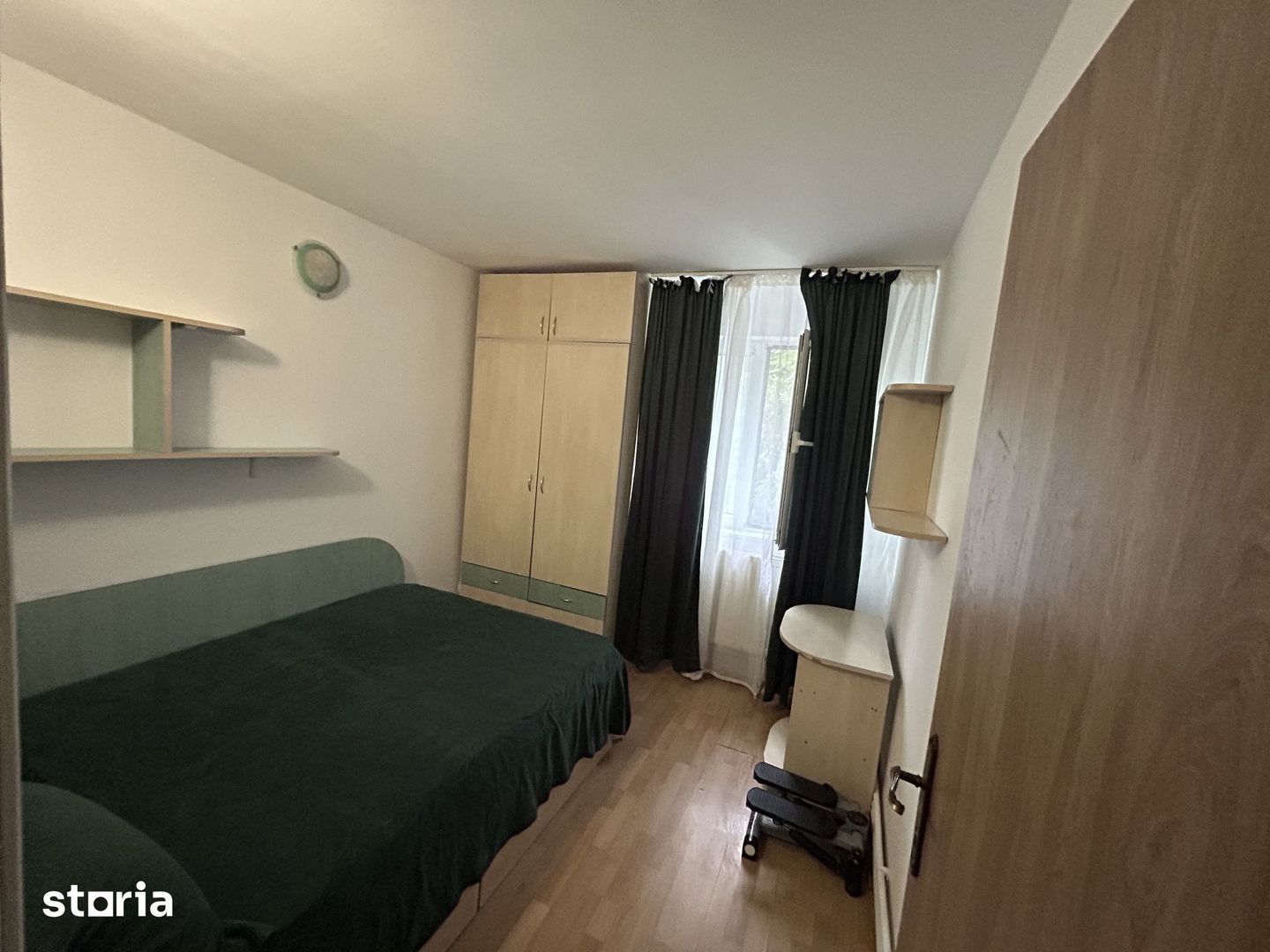 Apartament 3 camere SD 45 mp Podul de Piatra 81000 euro - Poză 1