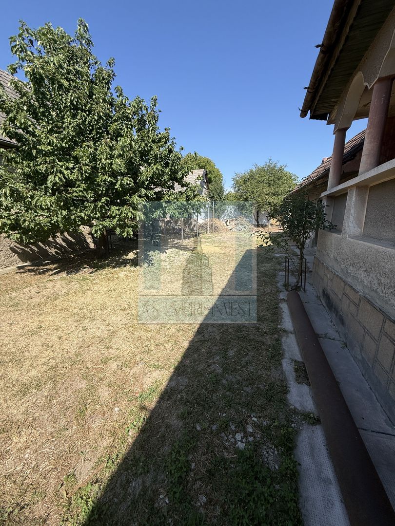 Casa 3 camere, beci ,teren 610 mp + grădină 620 mp-Loc. Cuciulata - Poză 4