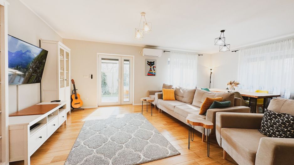 VANDUTA- Casuta din oras - de vanzare - 4 camere - NORD - Poză 4