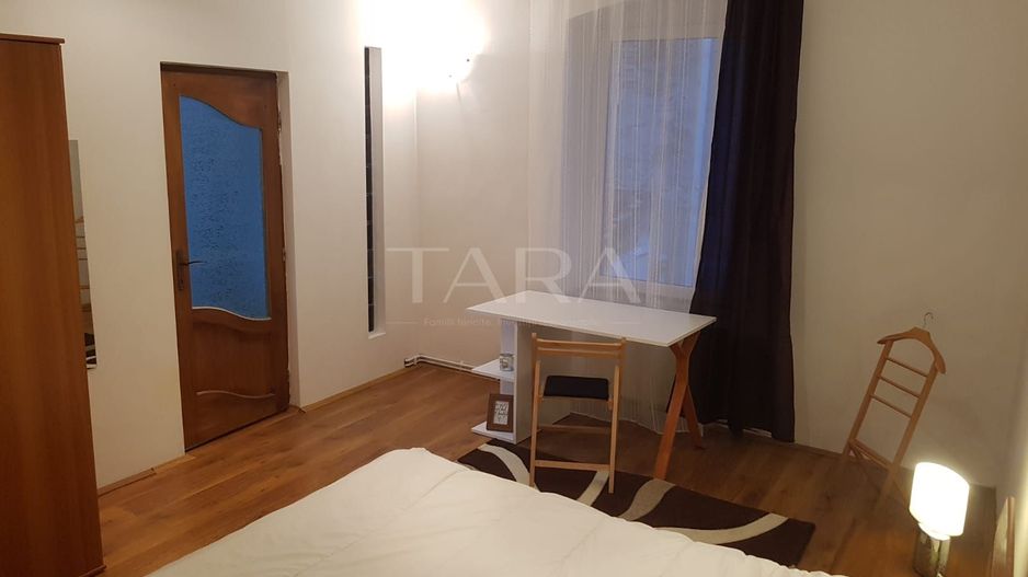 Apartament cochet, ultracentral – ideal pentru locuit sau investiție - Poză 4