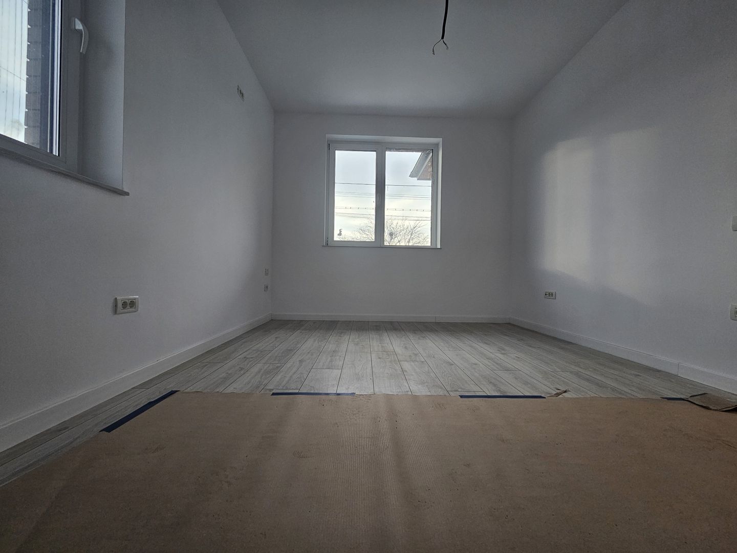 Case Parter Stil Mediteranean de Vânzare în Tunari - 100 metri Padure - Poză 17