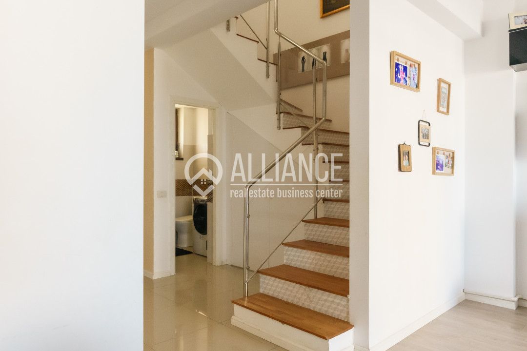 PALAZU MARE -  Vila Duplex cu 4 Camere, Panorama Superba si Curte Amenajata - Poză 27