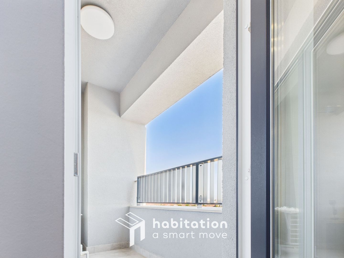 Apartament premium de închiriat la City of Mara - trei camere - Poză 15