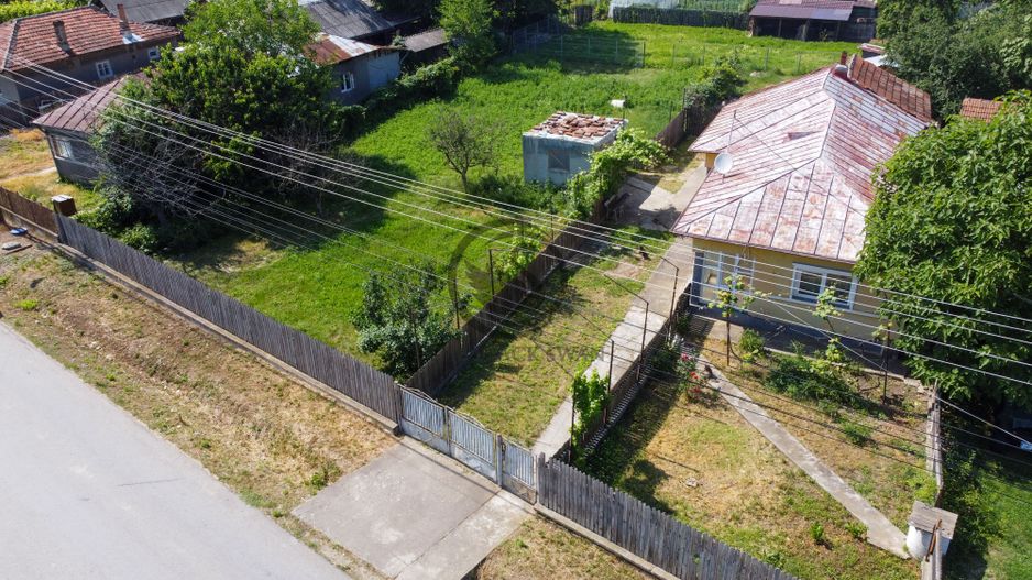 Casă din caramida de vanzare | Teren 1.117 mp | Puchenii Mari | - Poză 16