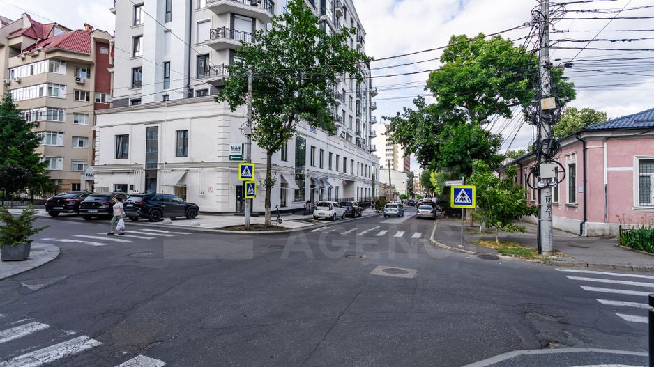 Chirie, apartament, 2 camere, str. Petru Movilă, sectorul Centru - Poză 23