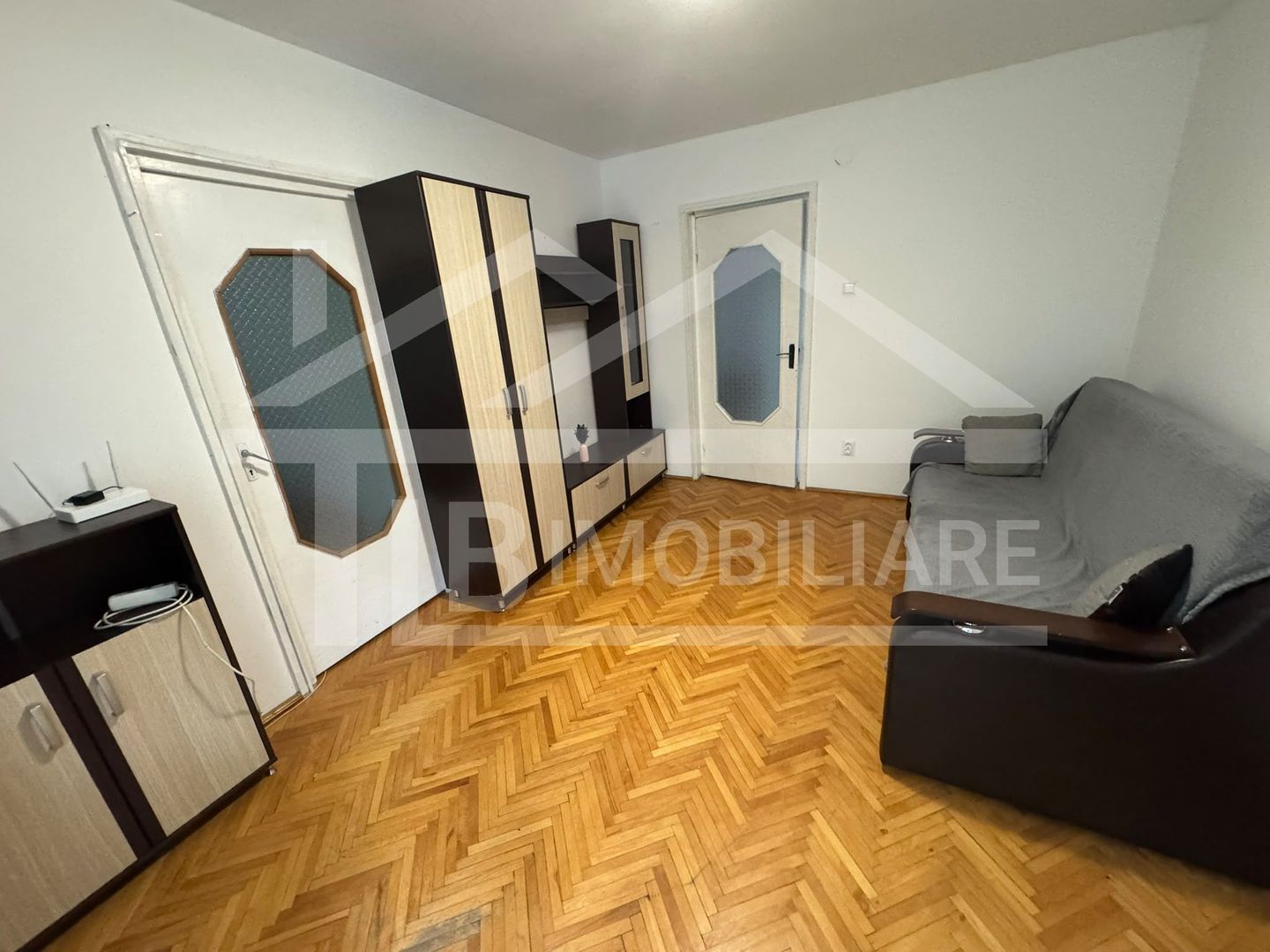 Apartament cu 3 camere, 68mp, Zona strazii Petru Dobra - Poză 2