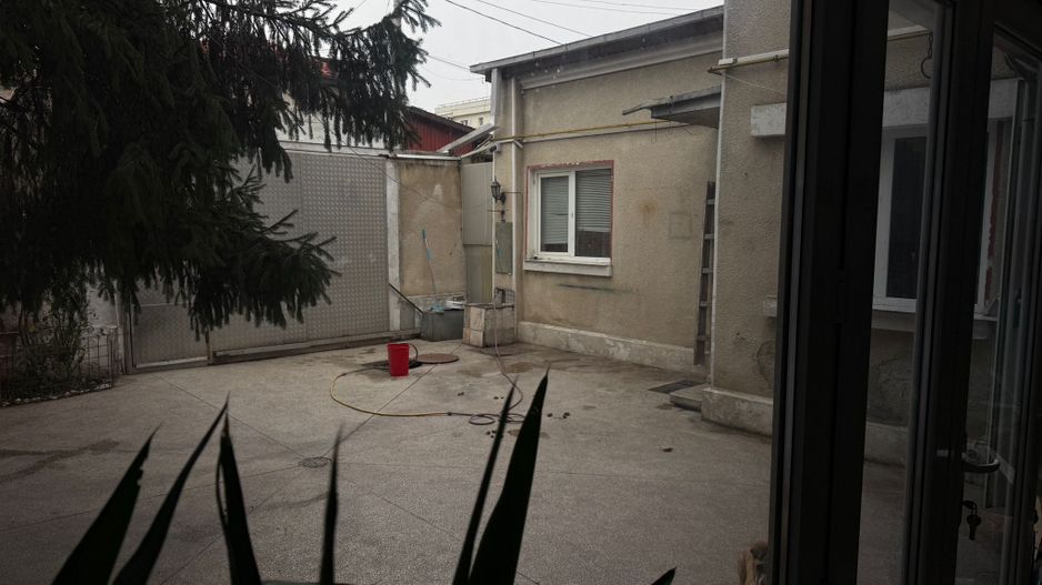 URGENT!, singur curte, constructie 1998, NEGOCIABIL - Poză 3