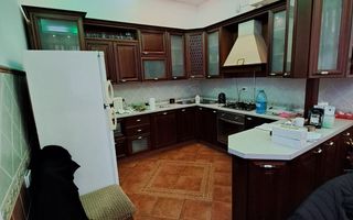 Casa/Vila de Inchiriat COPOU - 3000 euro - Poză 5