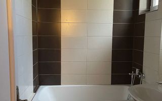 3 camere decomandate - Rovine - Poză 8