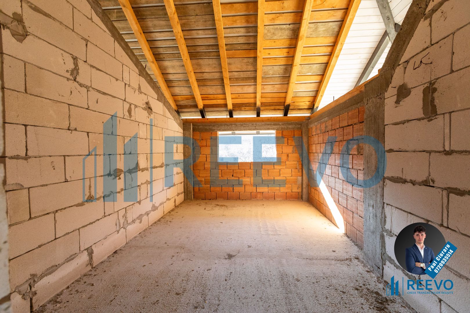 Pensiune/Vilă la roșu P+E+M în Sărata - Poză 32