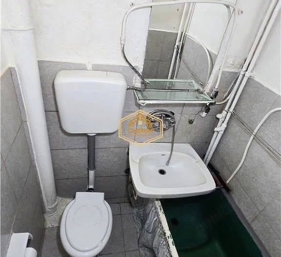 BRASADAS vinde ap 3 cam etajul 3/4 | Closca. - Poză 8