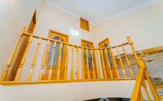 Casă în Chișinău, de vânzare, cu suprafața de 270 m2 pe teren de 6 ari or. Codru. - Poză 16