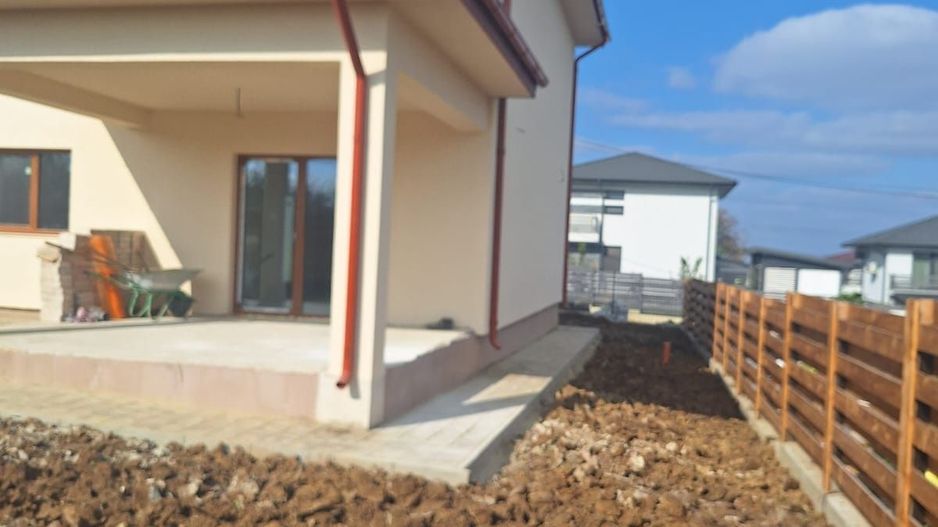 Casa P+E ,140 mp utili,451 mp teren, Hlincea,MUTARE  IMEDIATA. - Poză 4
