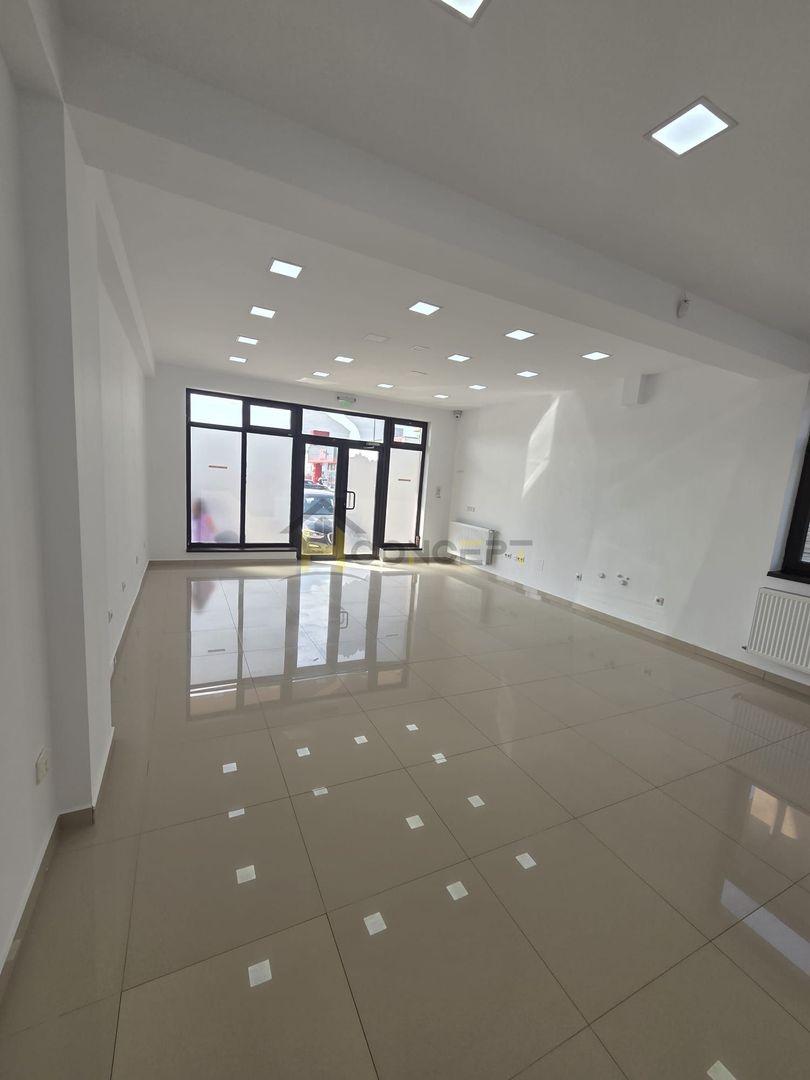 Inchiriere spatiu comercial stradal langa Penny Market - Poză 8