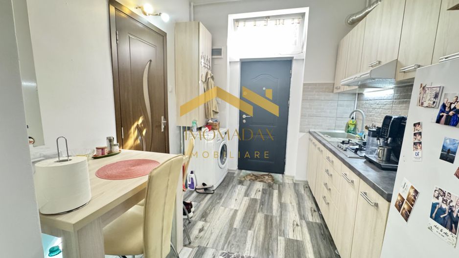 Lunei-Apartament 1 Camera-Centrala Proprie - Poză 1