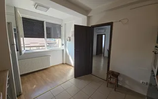 Apartament 3 Camere Semidecomandat|Loc Parcare Inclus|Drumul Fermei - Poză 12