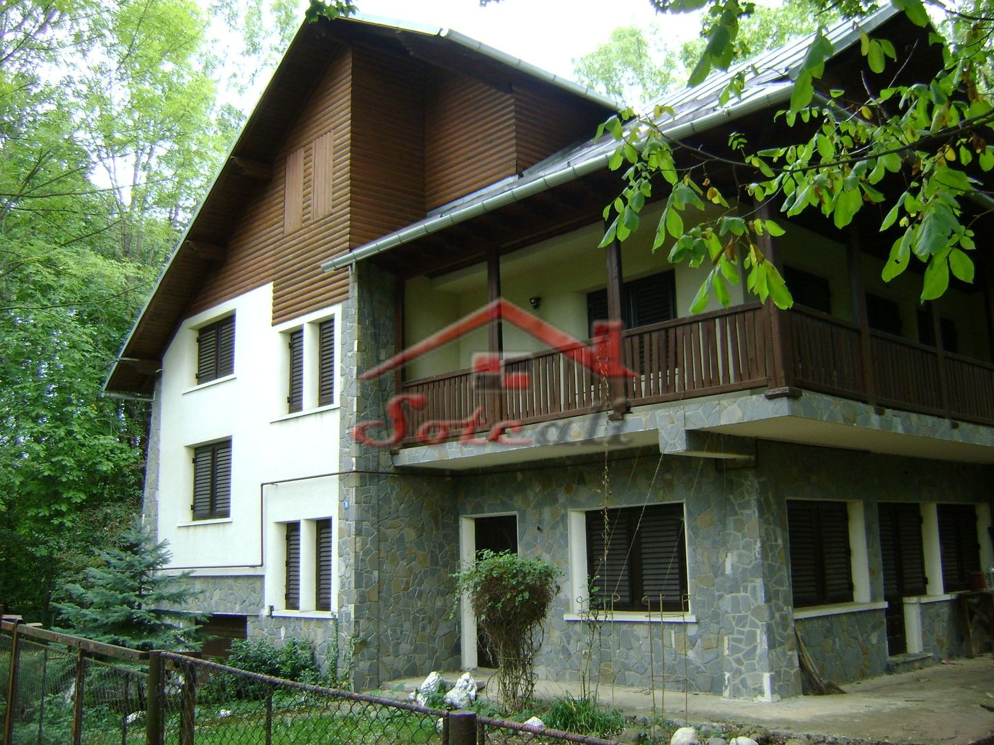 Vila Cornu D+P+E Cornu - Poză 1