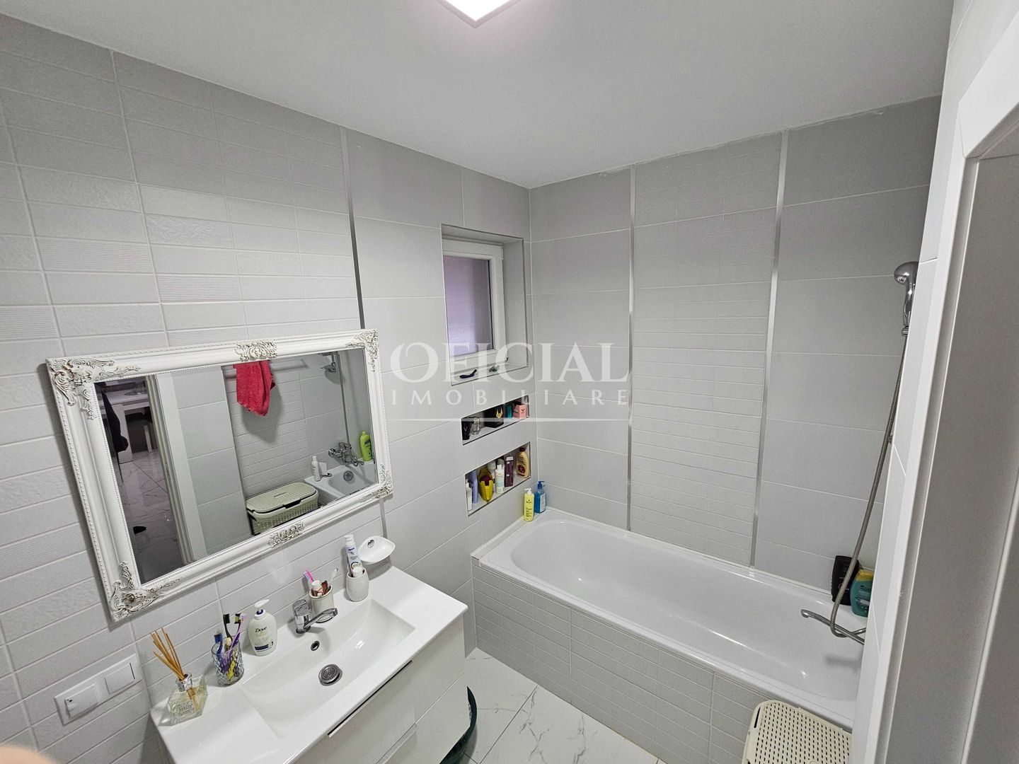 Apartament 3 camere | Parcare | Terasa | Zona Florilor | Floresti - Poză 5
