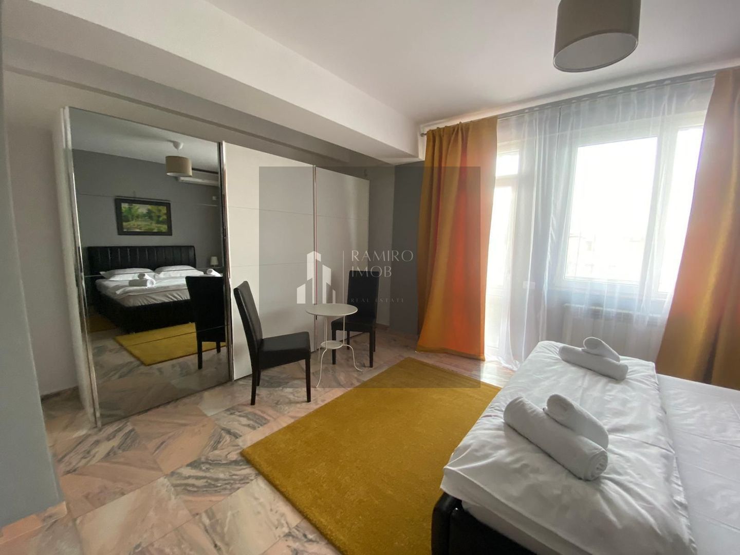 Apartament 220mp utili +terasa 210mp -bloc2010 Unirii -Pasaj Marasesti - Poză 9