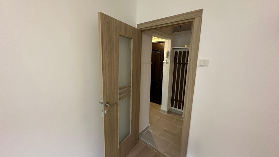 GARSONIERA ETAJ 3/4 OCAZIE PAJURA - Poză 5