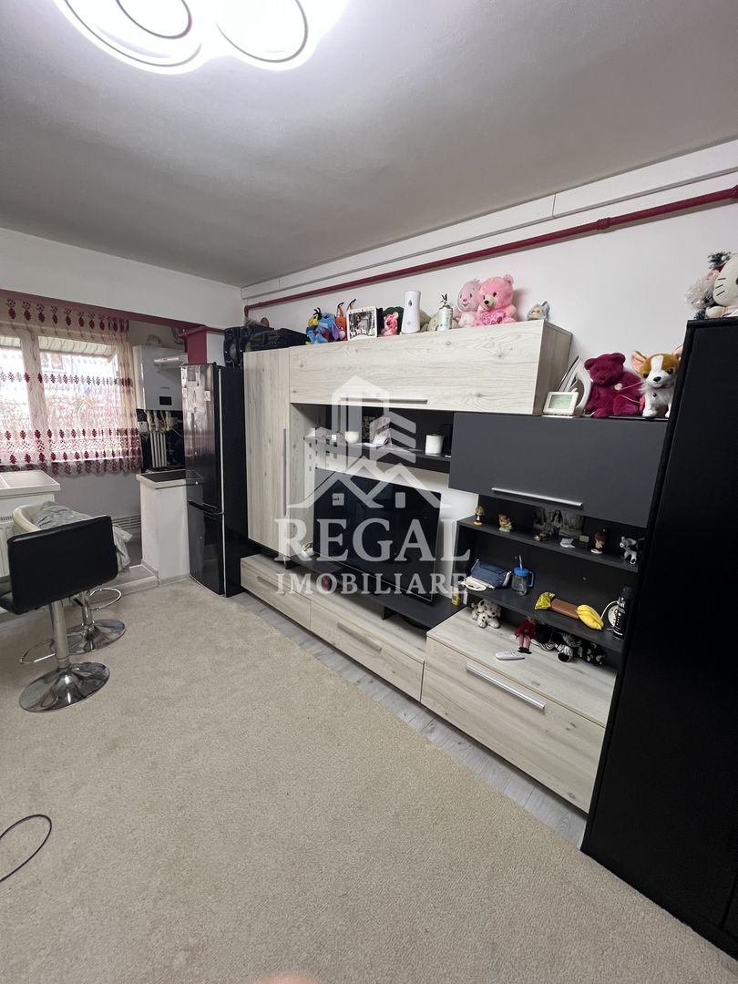 Garsonieră de vânzare – zona Micro 7, demisol - Poză 2