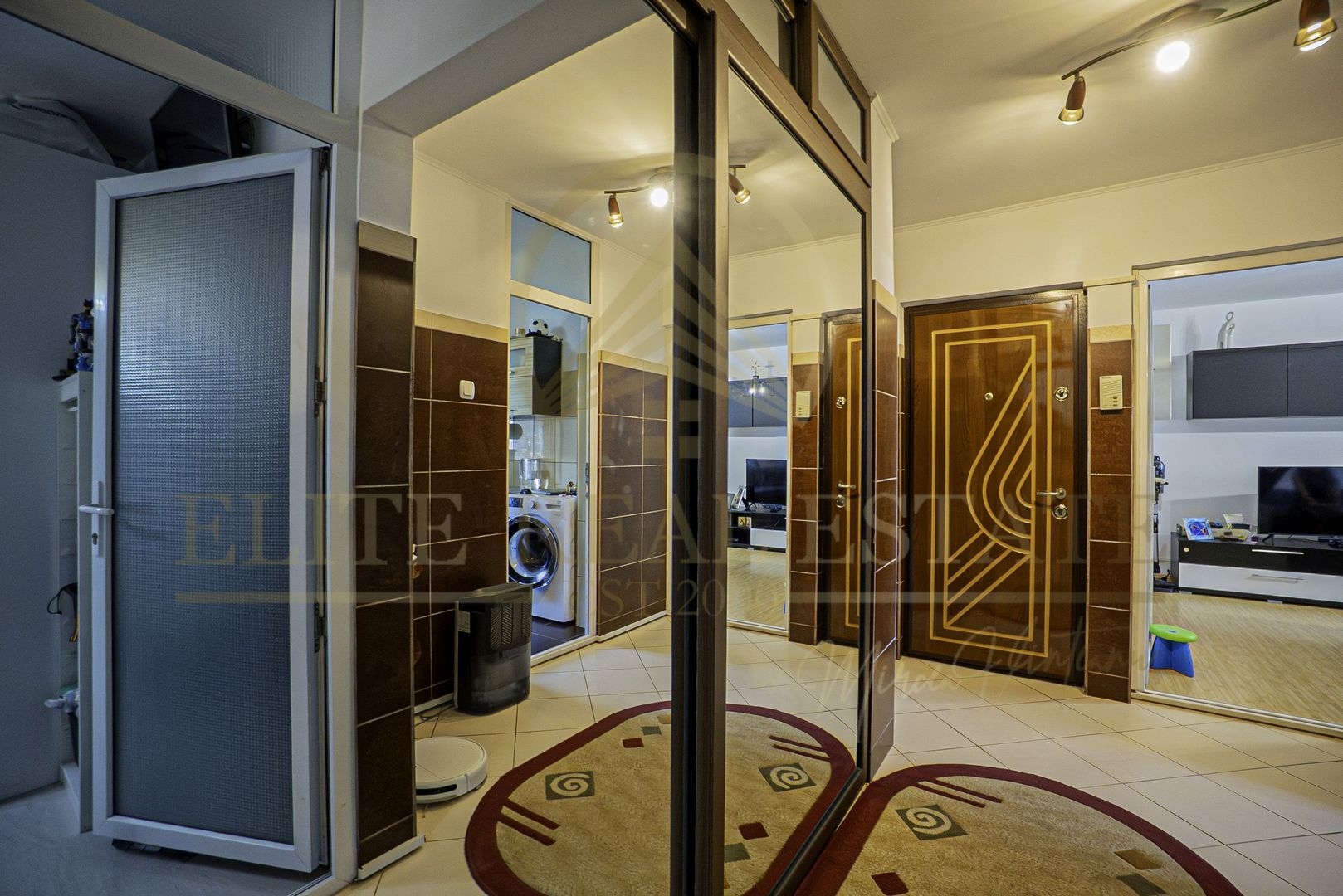 POARTA 6 - Vânzare apartament decomandat cu 2 camere, etaj 2. - Poză 3