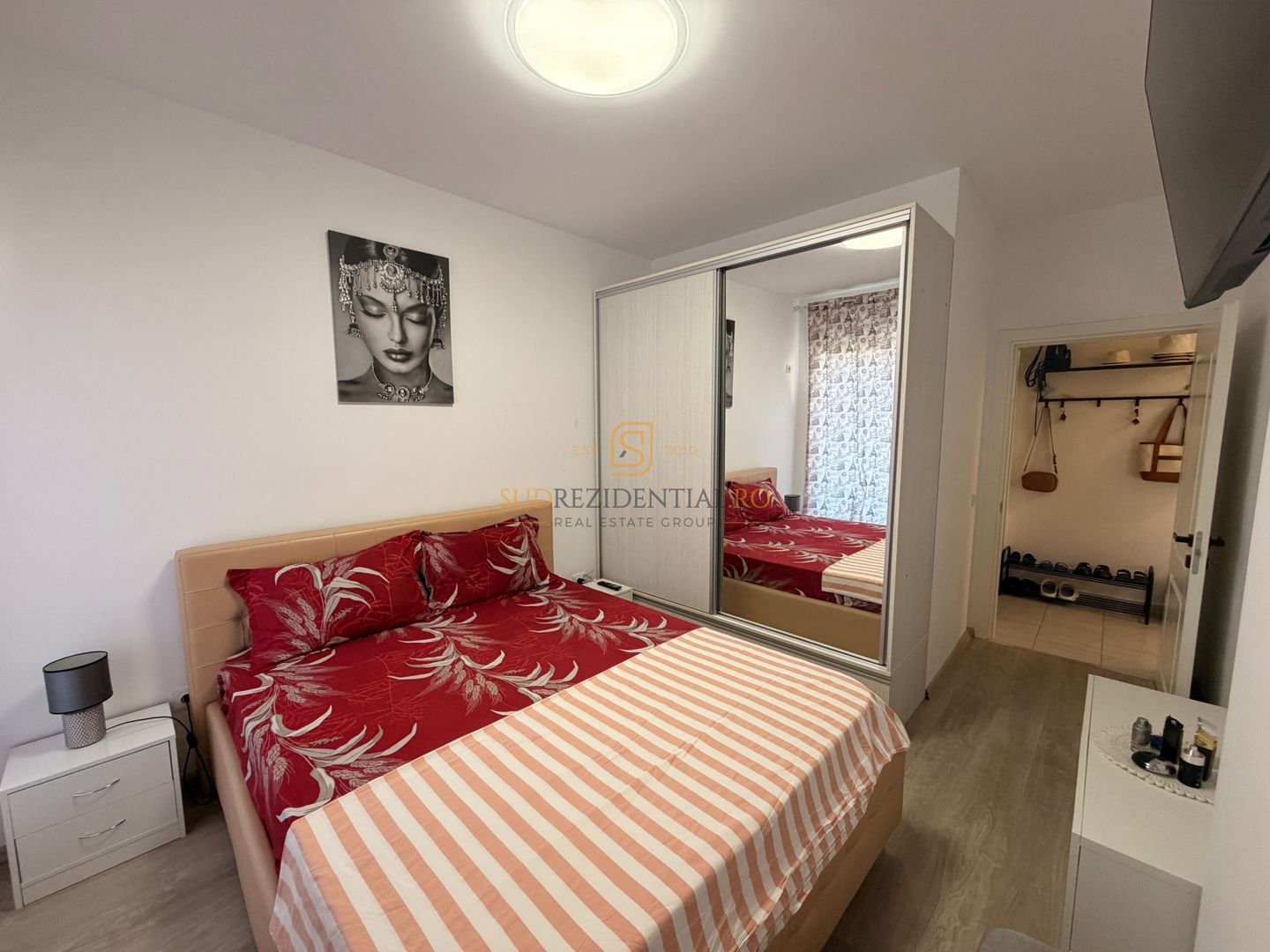 Confort și Eleganță: Apartament 3 Camere în Inima Sectorului 4 - Poză 10