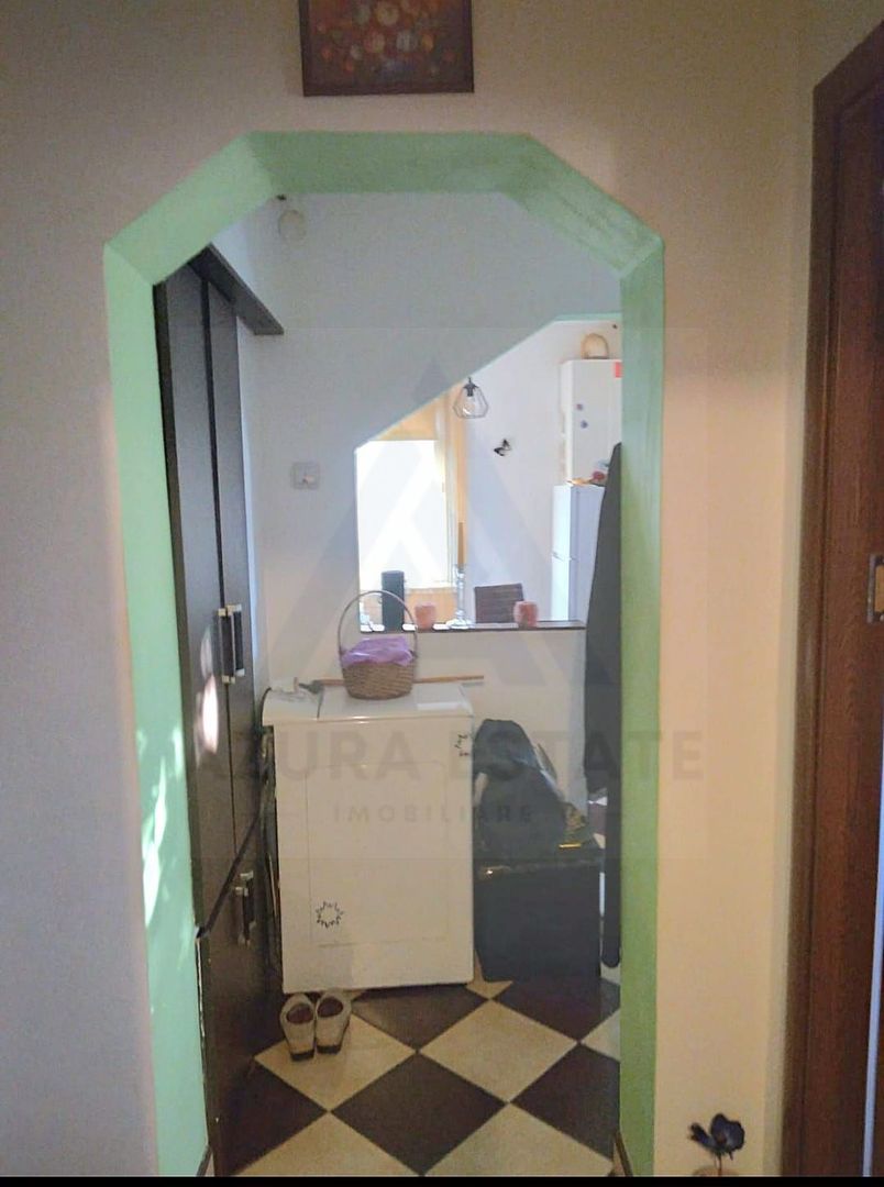 Apartament 2 camere 45 mp utili renovat etaj 3 in Cisnadie - Poză 6