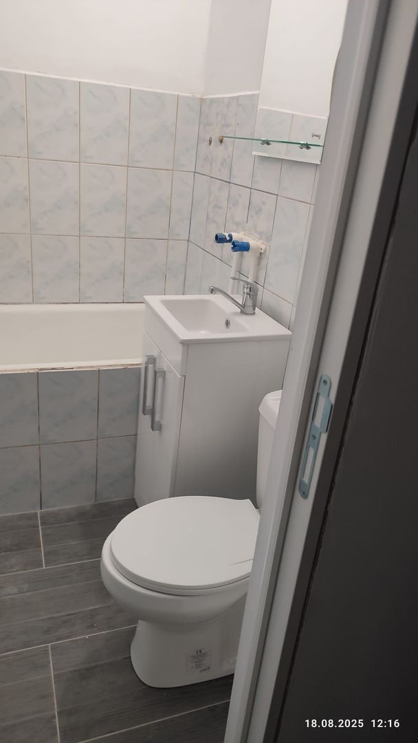 BRASADAS vinde garsonieră etaj 1 Soarelui. - Poză 4