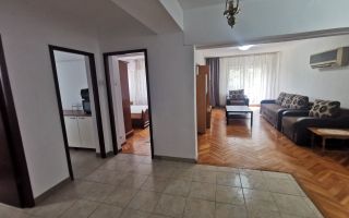 Apartament 2 camere de închiriat | Bulevardul Unirii 33 | Vedere la bulevard - Poză 1